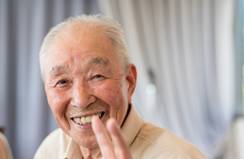 笑顔の高齢者